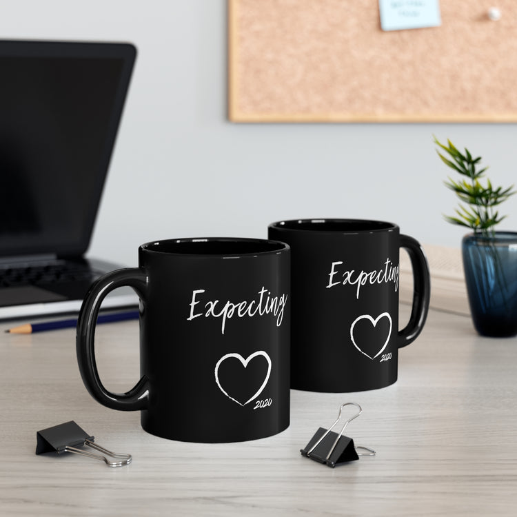 Expecting A Baby On 2020 Baby Bump Black mug 11oz