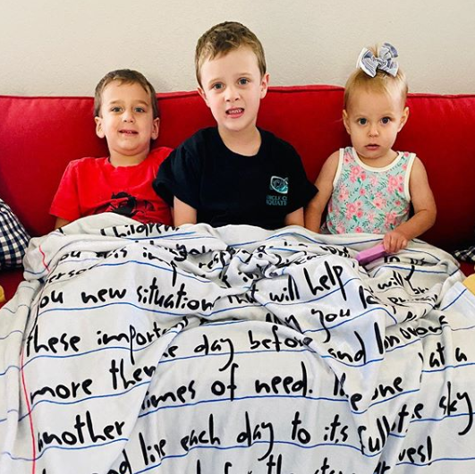 PERSONALIZED LETTER BLANKET FOR YOUR LOVED ONES