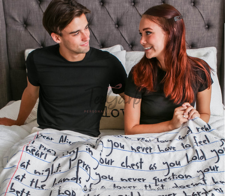 PERSONALIZED LETTER BLANKET FOR YOUR LOVED ONES