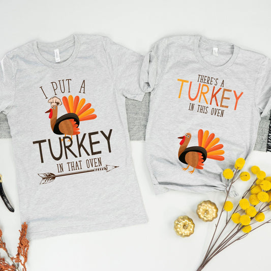 Couples Thanksgiving Pregnancy Announcement, Turkey in the Oven - Unisex Short Sleeve T-Shirt